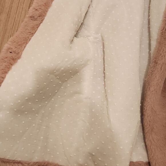 Soft fluffy Coat jacket - Picture 4 of 5